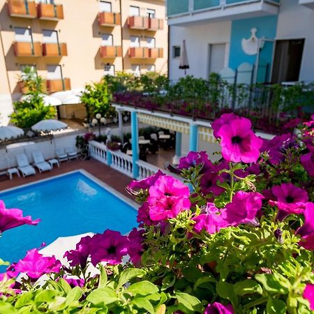 Hotel Villa Dei Fiori - Sul Mare Con Piscina Viserbella di Rimini 외부 사진