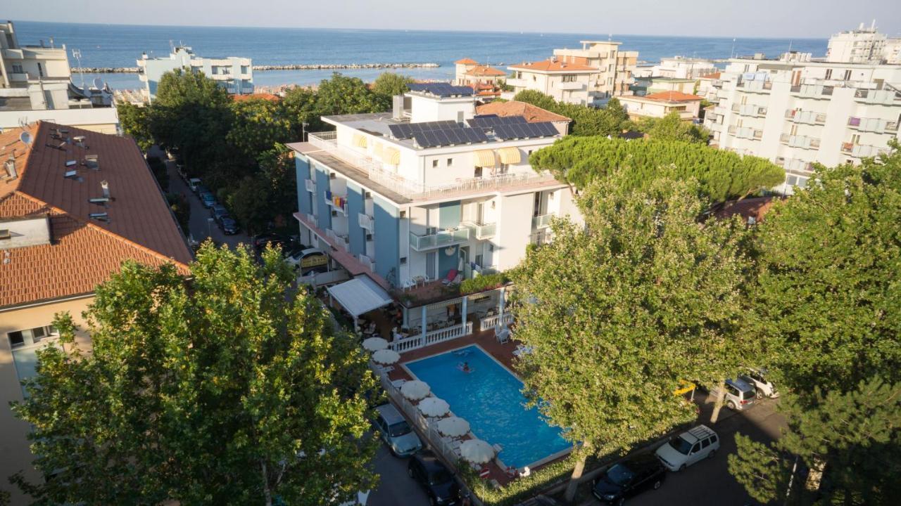 Hotel Villa Dei Fiori - Sul Mare Con Piscina Viserbella di Rimini 외부 사진