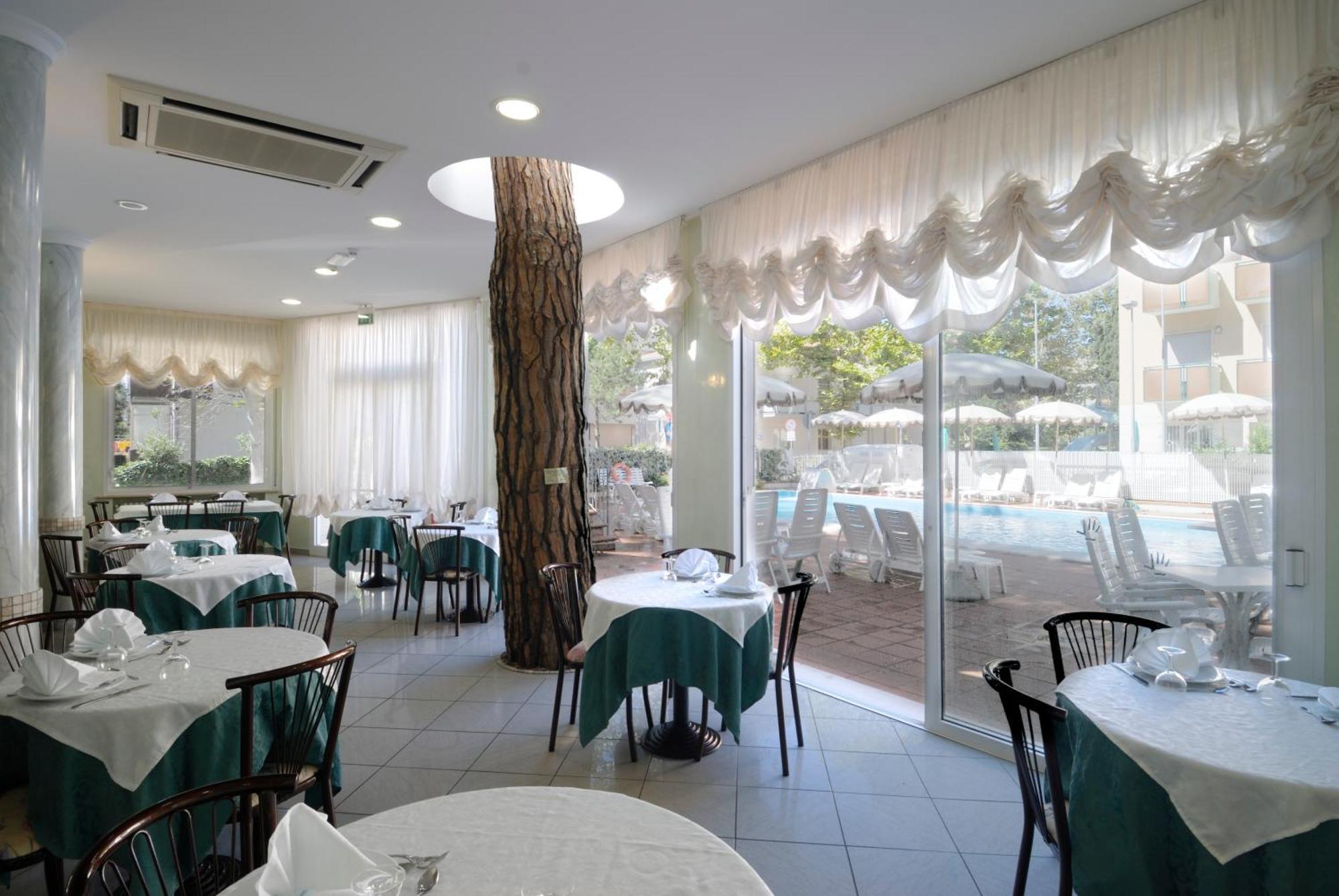 Hotel Villa Dei Fiori - Sul Mare Con Piscina Viserbella di Rimini 외부 사진